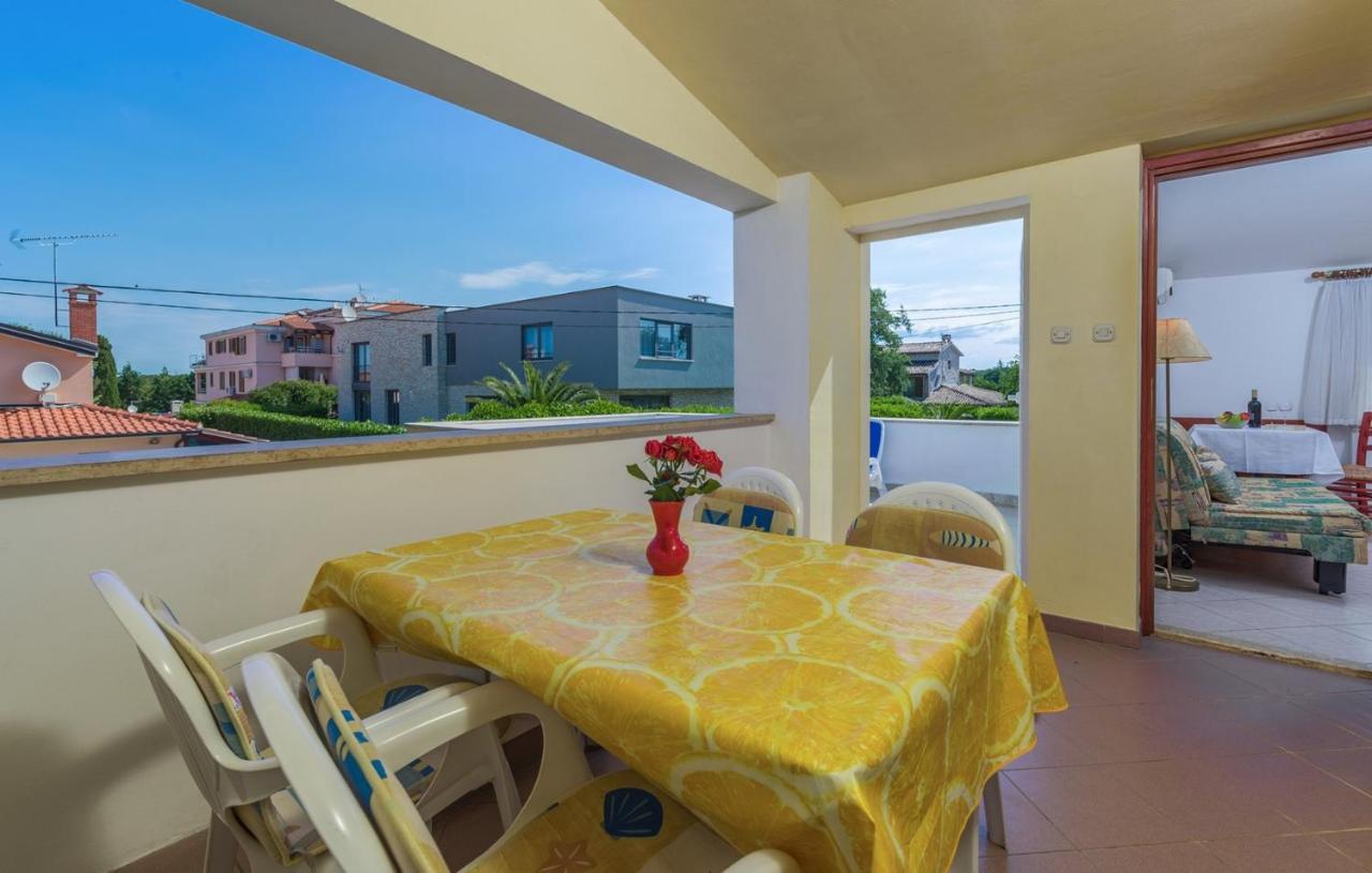 Villa Anita With Common Pool Vrvari Exterior photo