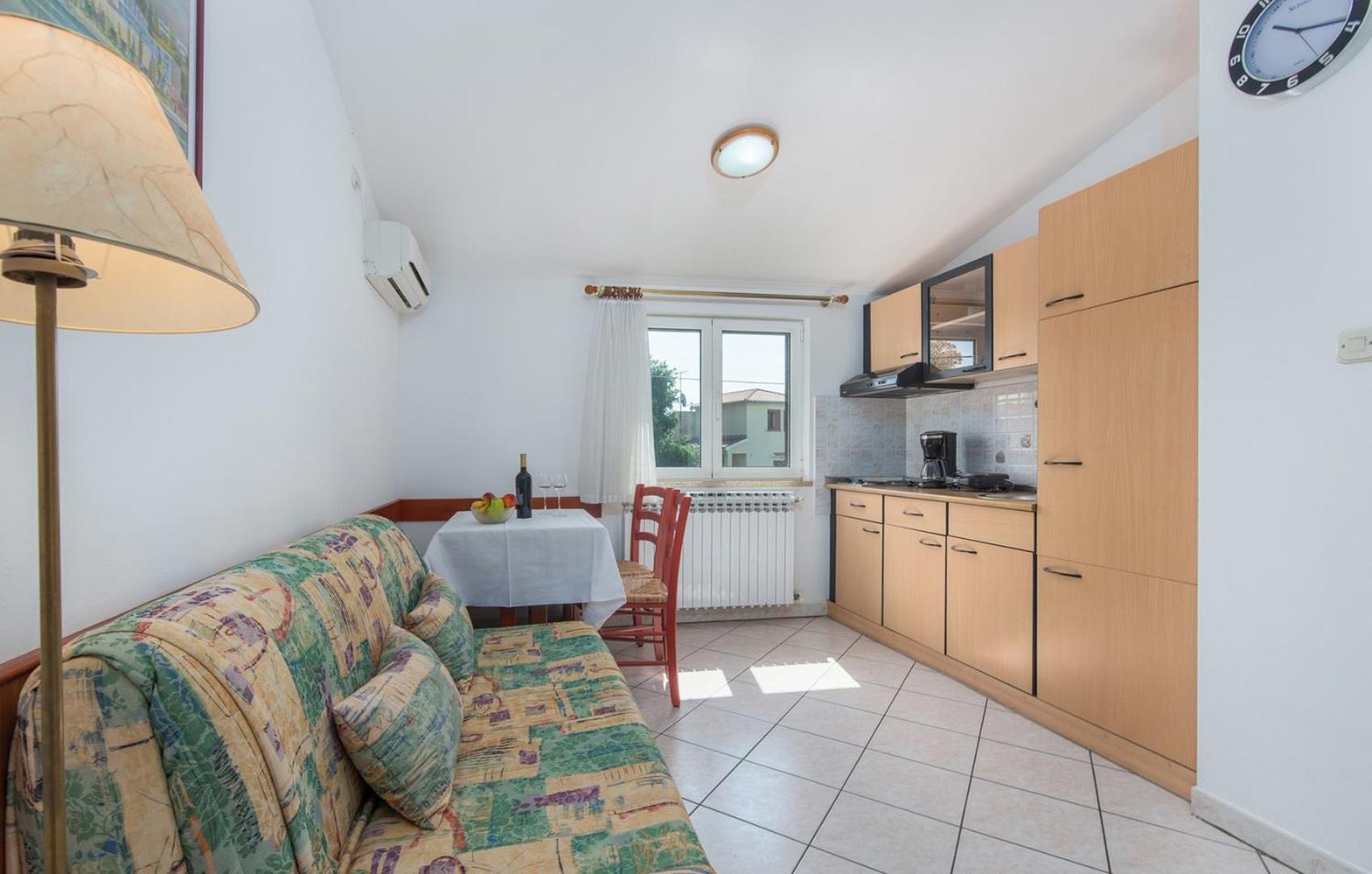 Villa Anita With Common Pool Vrvari Room photo